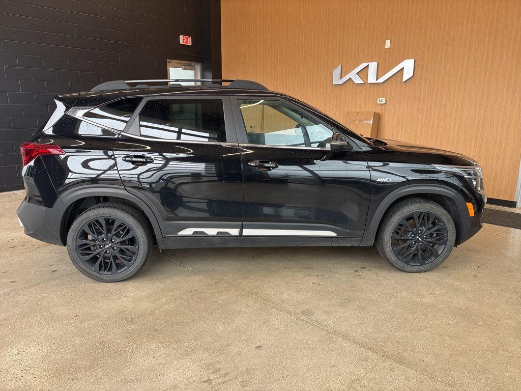 used 2023 Kia Seltos car, priced at $24,231
