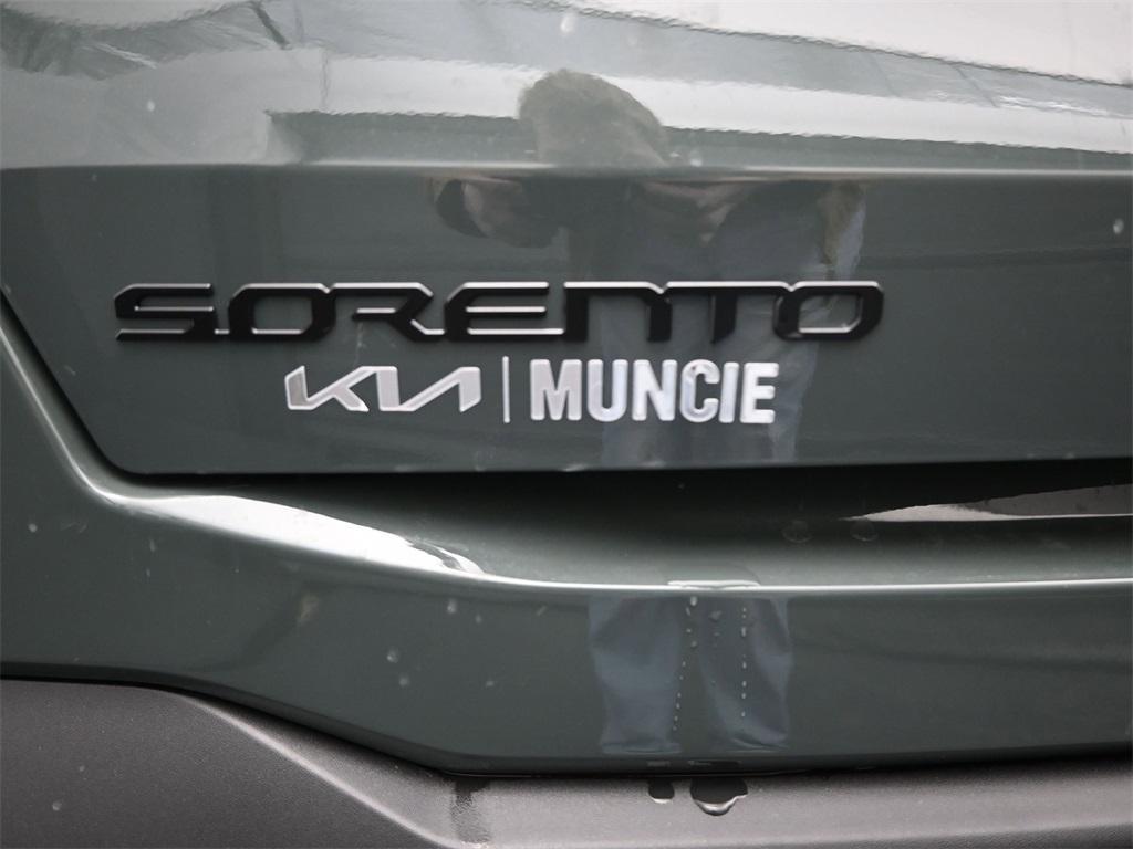 new 2026 Kia Sorento Hybrid car, priced at $44,943