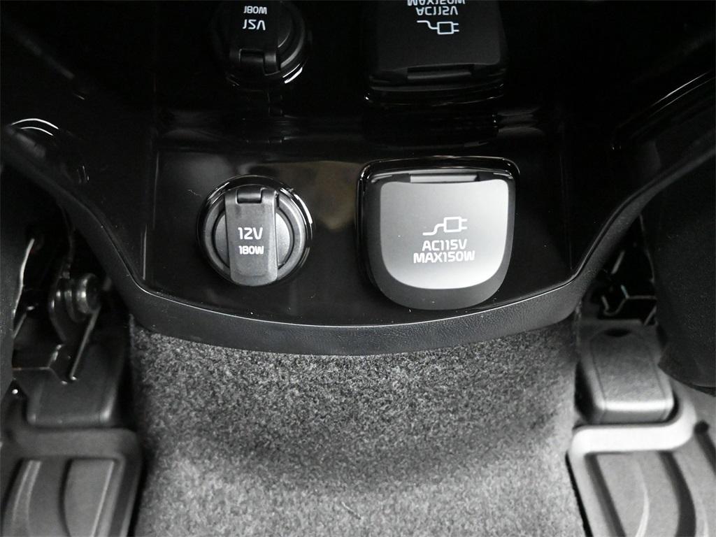 new 2026 Kia Sorento Hybrid car, priced at $44,943