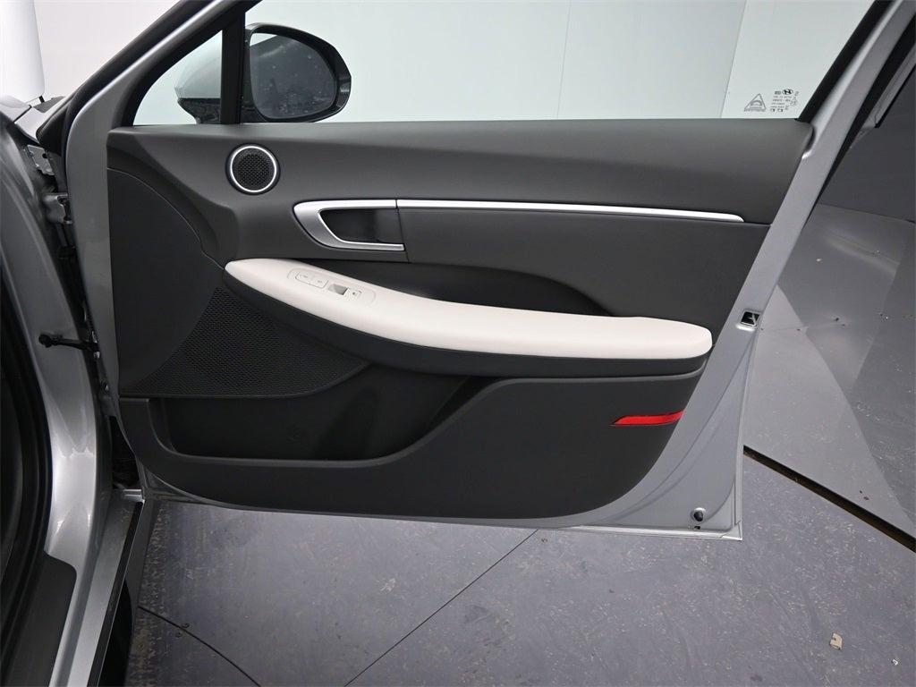 used 2025 Hyundai Sonata car, priced at $24,058