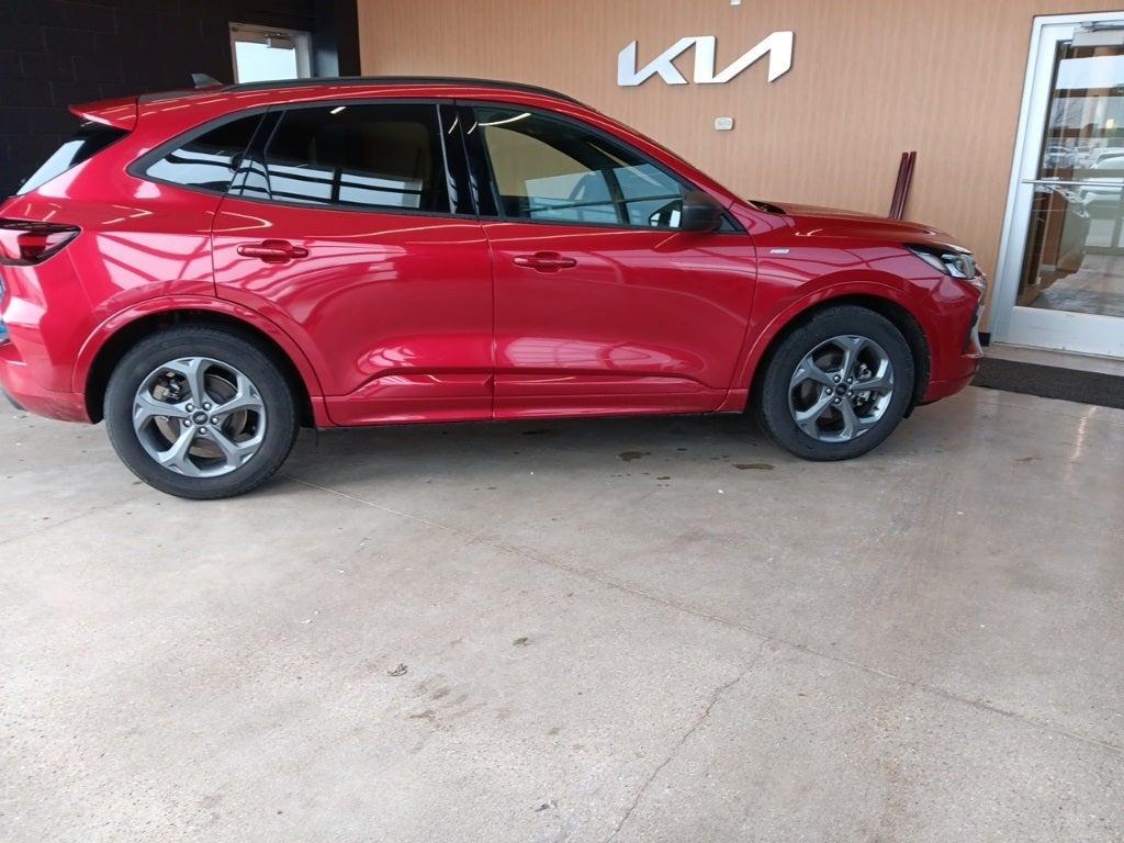 used 2024 Ford Escape car, priced at $23,987