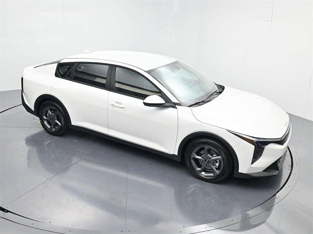 new 2025 Kia K4 car, priced at $23,346