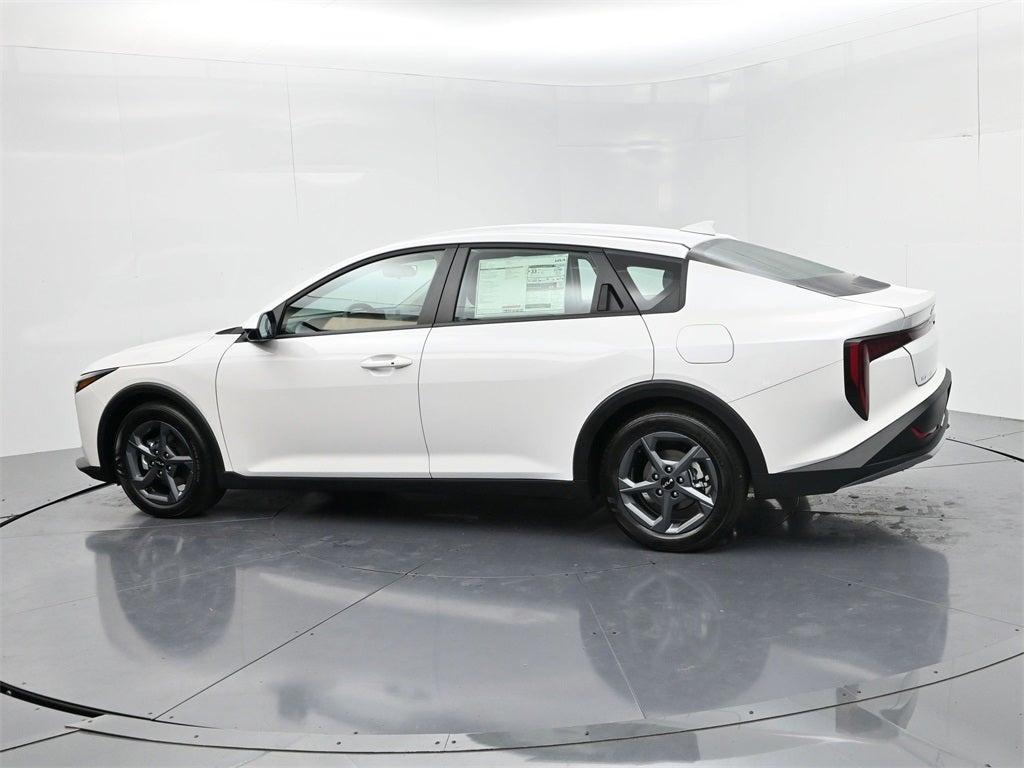 new 2025 Kia K4 car, priced at $23,346