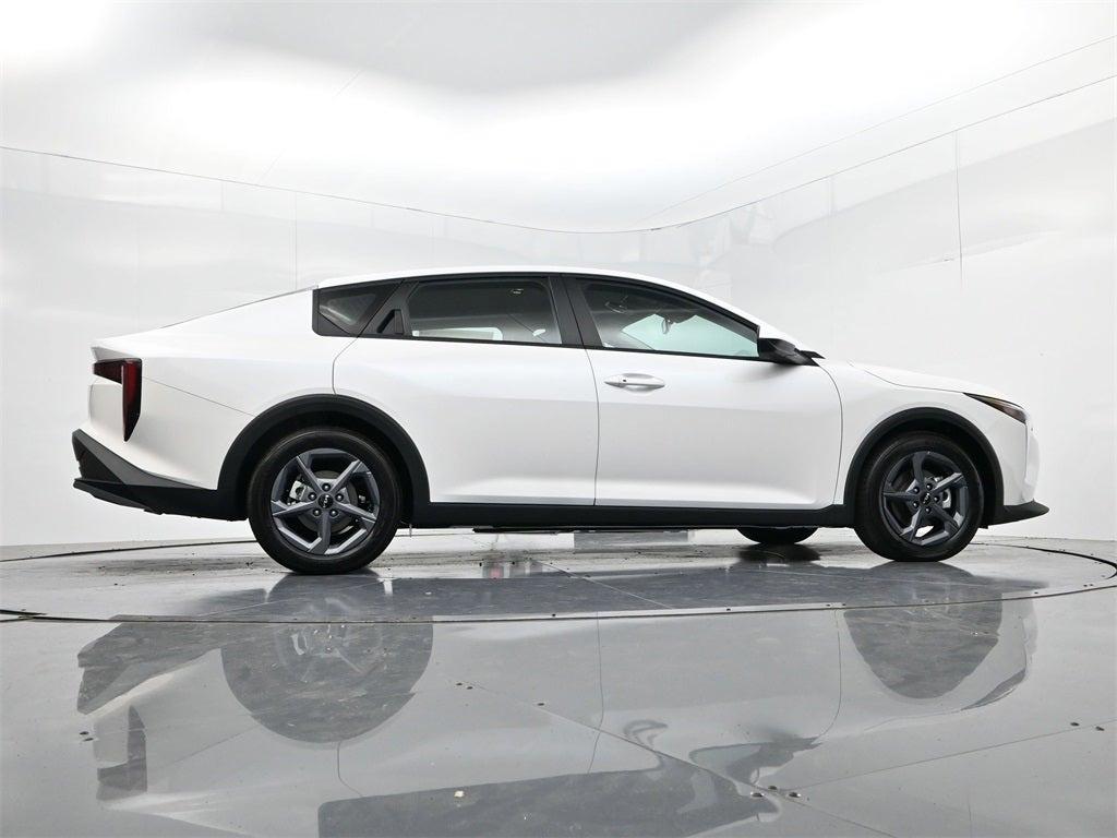 new 2025 Kia K4 car, priced at $23,346