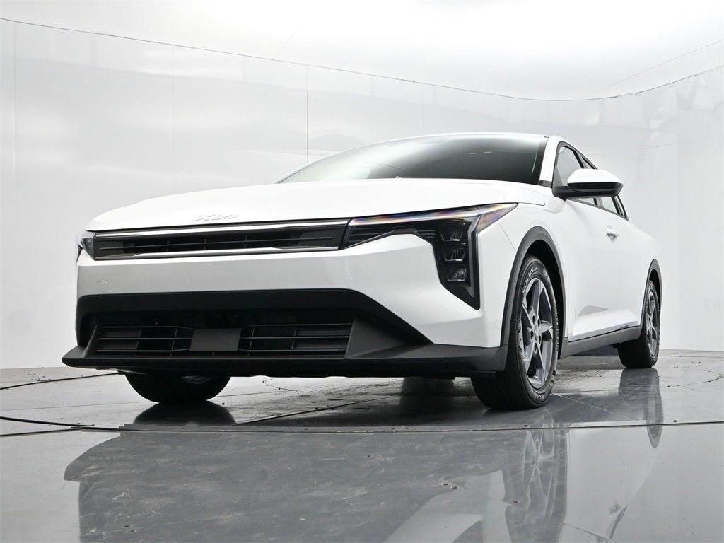 new 2025 Kia K4 car, priced at $23,346