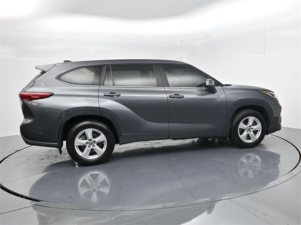 used 2023 Toyota Highlander car, priced at $26,344