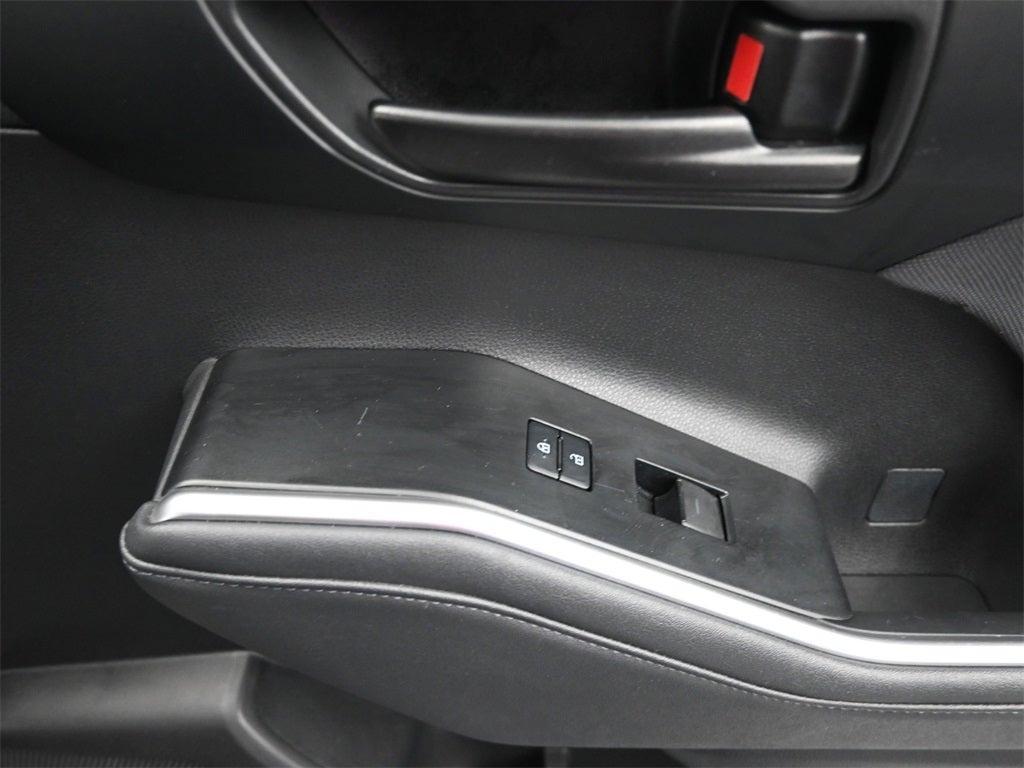 used 2023 Toyota Highlander car, priced at $26,344