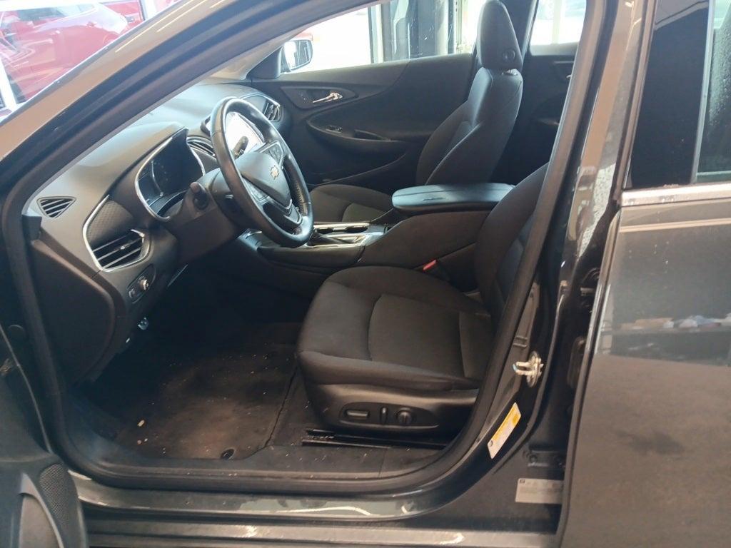 used 2017 Chevrolet Malibu car, priced at $15,884