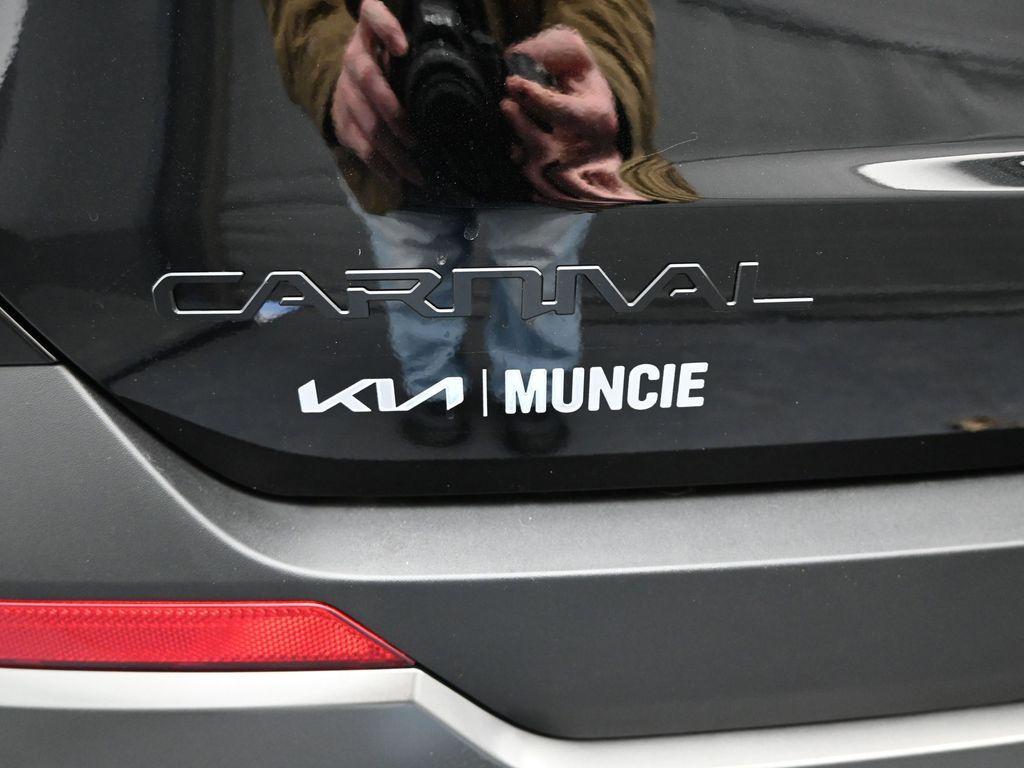 new 2026 Kia Carnival car, priced at $45,232
