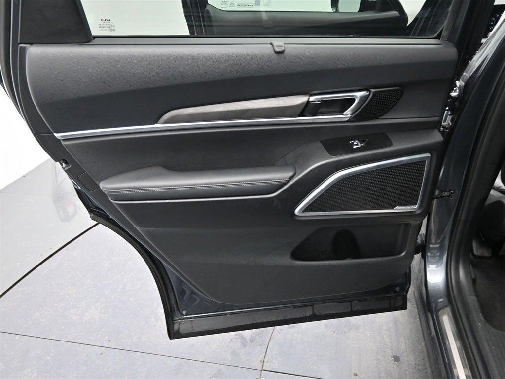 used 2023 Kia Telluride car, priced at $35,605