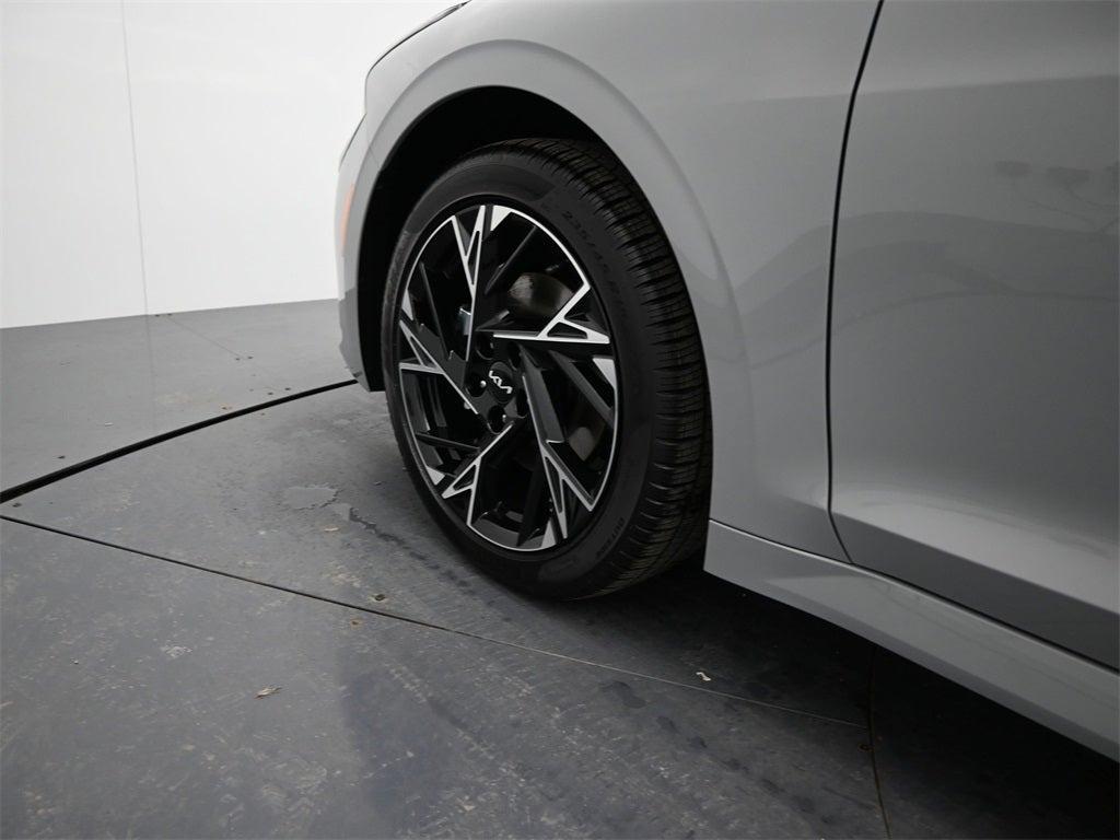 new 2026 Kia K5 car, priced at $28,653