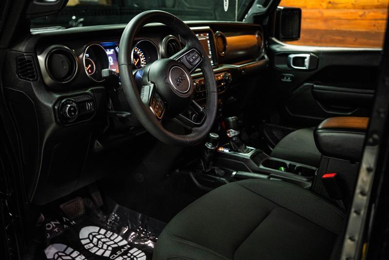 used 2023 Jeep Gladiator car, priced at $27,595