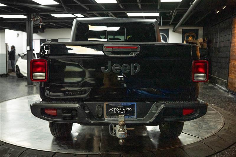 used 2023 Jeep Gladiator car, priced at $27,595