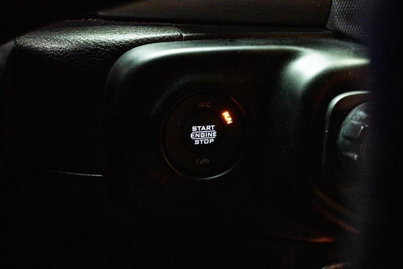 used 2023 Jeep Gladiator car, priced at $27,595