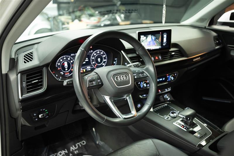 used 2019 Audi Q5 car