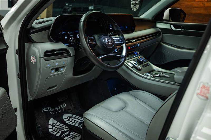 used 2025 Hyundai Palisade car, priced at $35,393