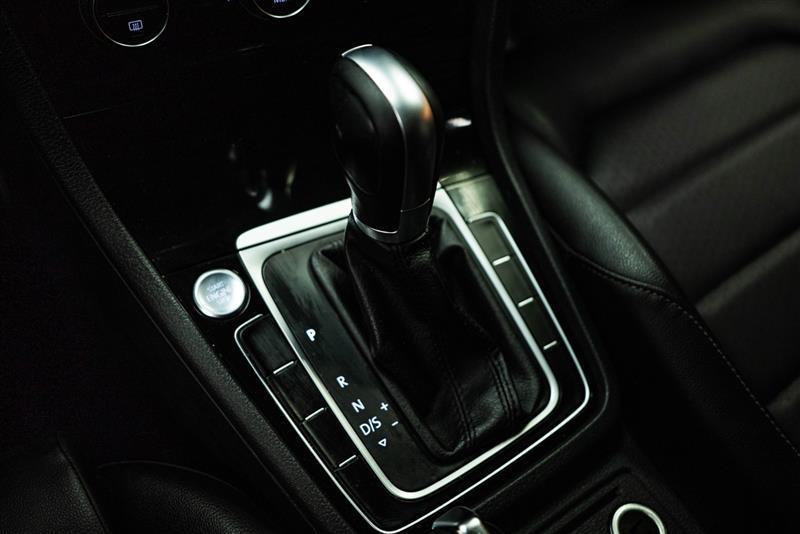 used 2018 Volkswagen Golf SportWagen car, priced at $14,995