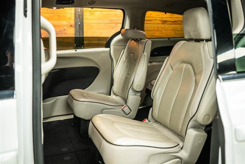 used 2021 Chrysler Pacifica car, priced at $27,993