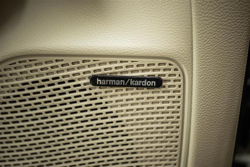 used 2021 Chrysler Pacifica car, priced at $27,993