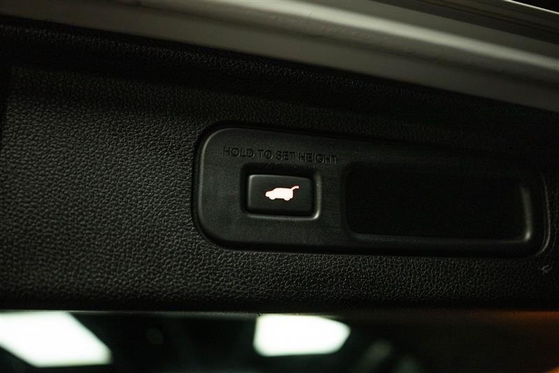 used 2025 Honda Odyssey car, priced at $39,497