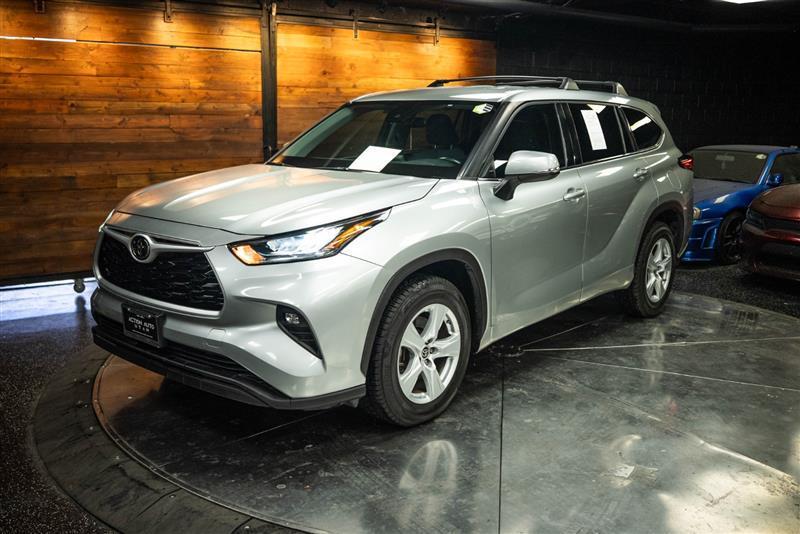 used 2020 Toyota Highlander car, priced at $25,793