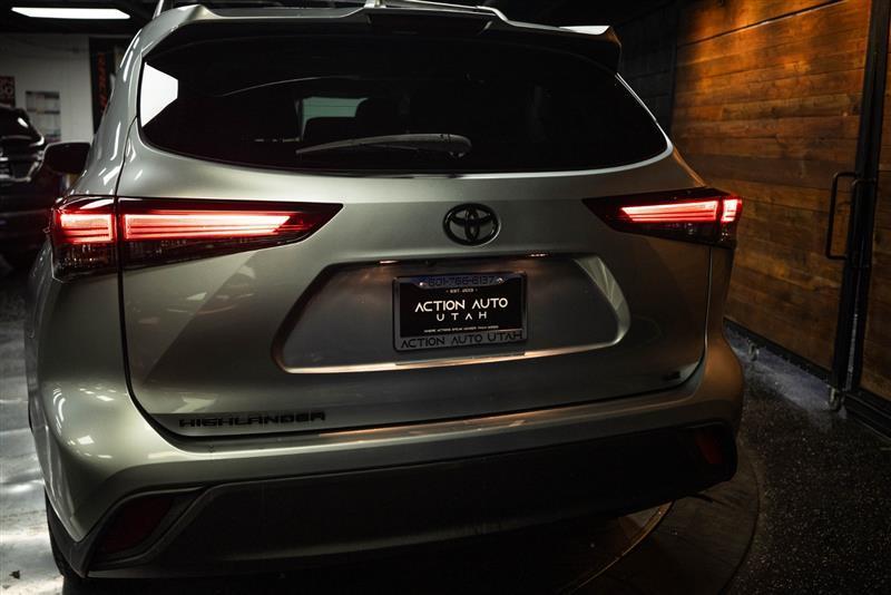 used 2020 Toyota Highlander car, priced at $25,793