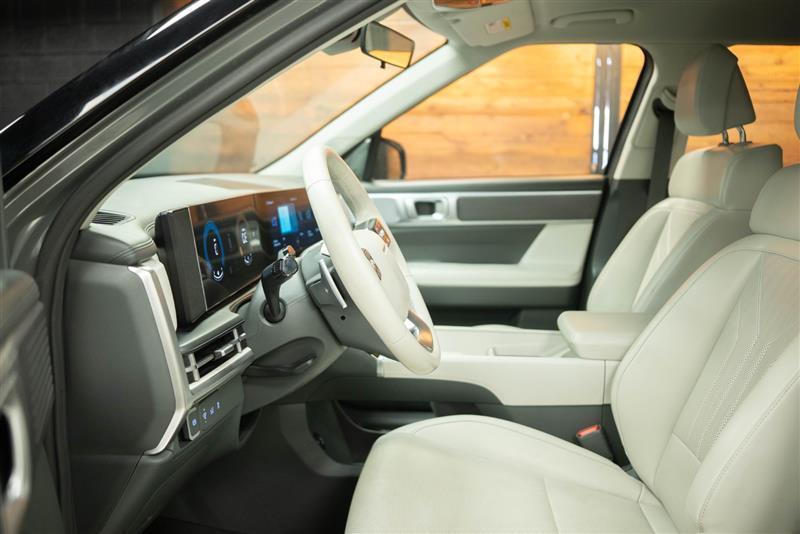 used 2025 Hyundai Santa Fe car, priced at $32,193