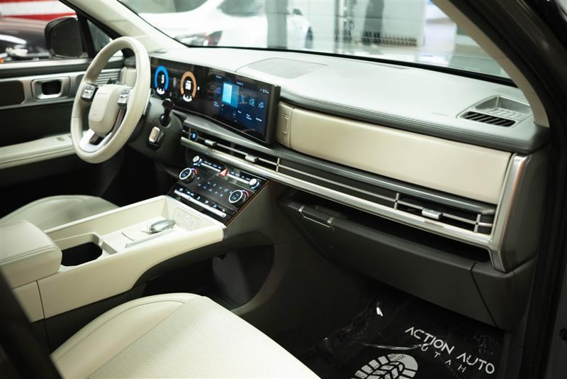 used 2025 Hyundai Santa Fe car, priced at $32,193