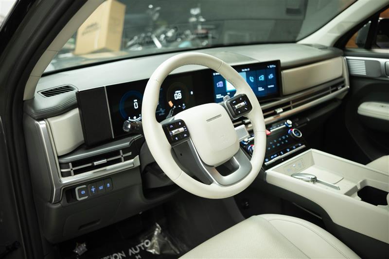 used 2025 Hyundai Santa Fe car, priced at $32,193