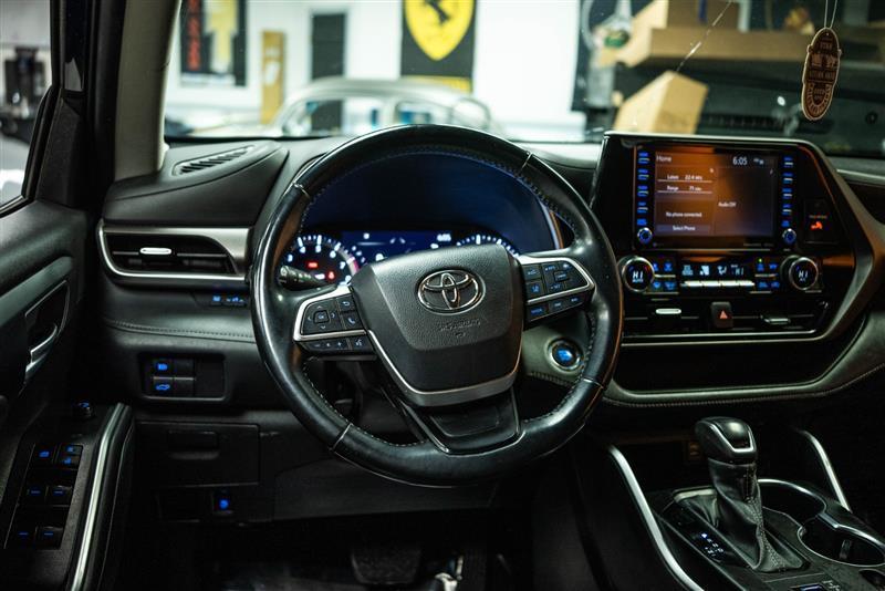 used 2022 Toyota Highlander car, priced at $27,465