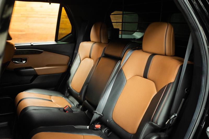 used 2026 Honda Passport car, priced at $50,395