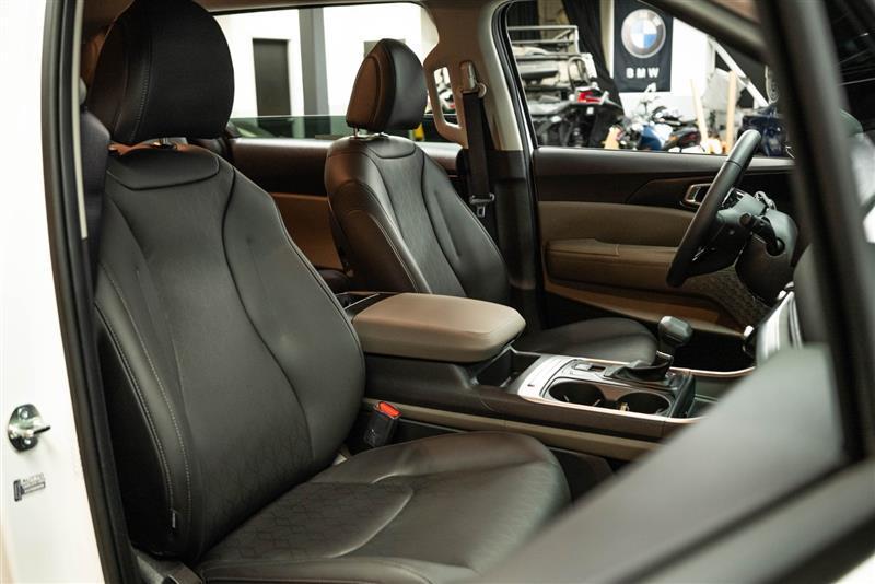 used 2026 Kia Carnival car, priced at $36,495