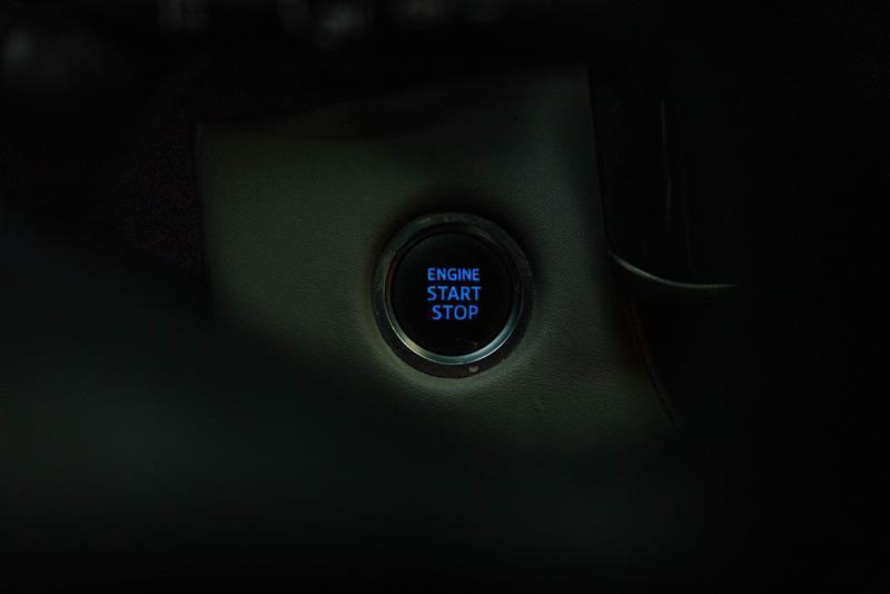 used 2021 Toyota Highlander car, priced at $25,995