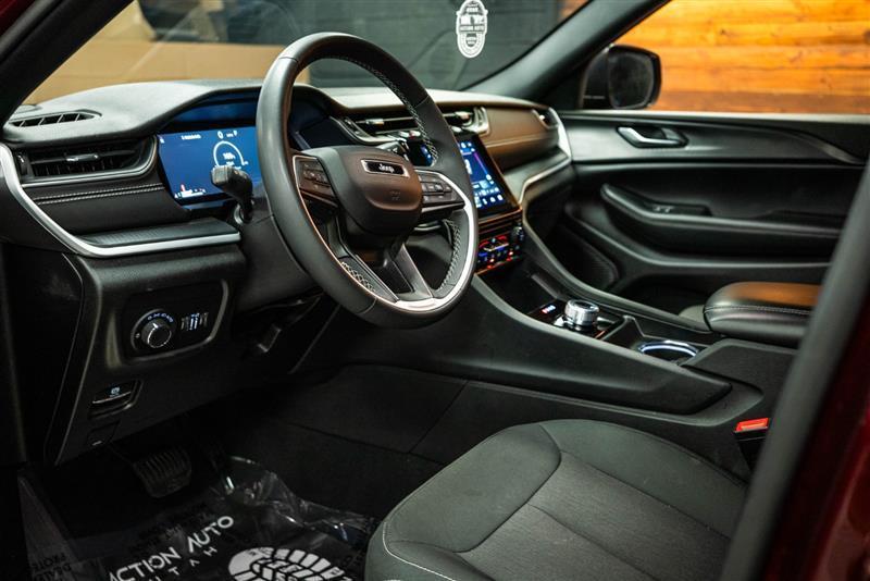 used 2024 Jeep Grand Cherokee L car, priced at $24,695