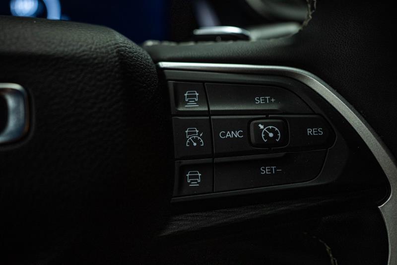 used 2024 Jeep Grand Cherokee L car, priced at $24,695