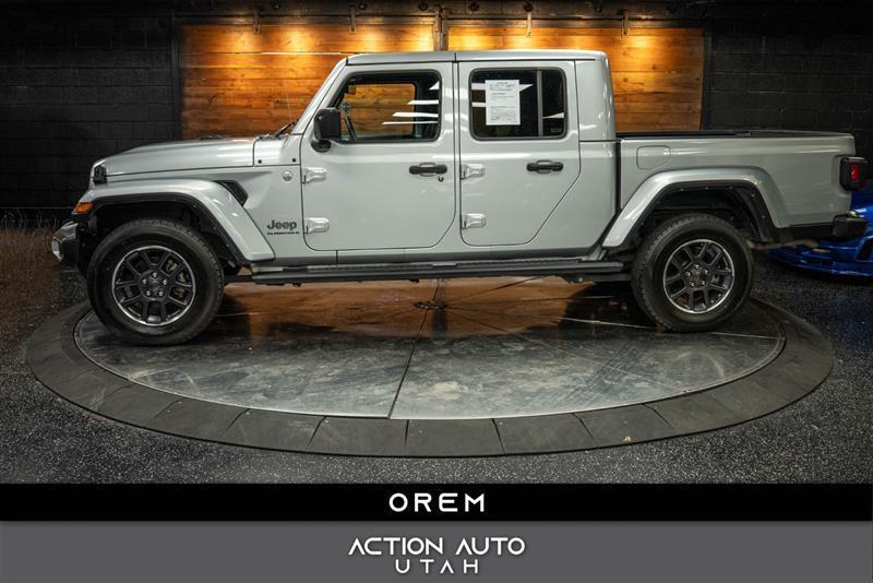 used 2023 Jeep Gladiator car, priced at $26,195