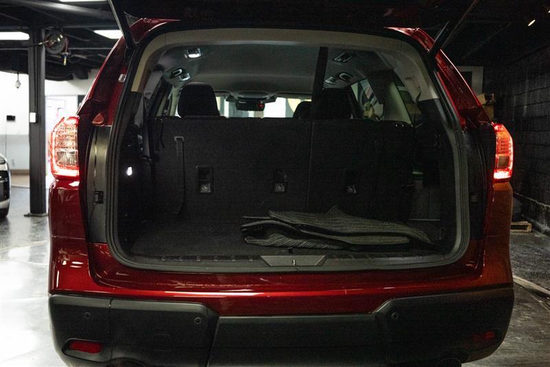 used 2025 Subaru Ascent car, priced at $32,093
