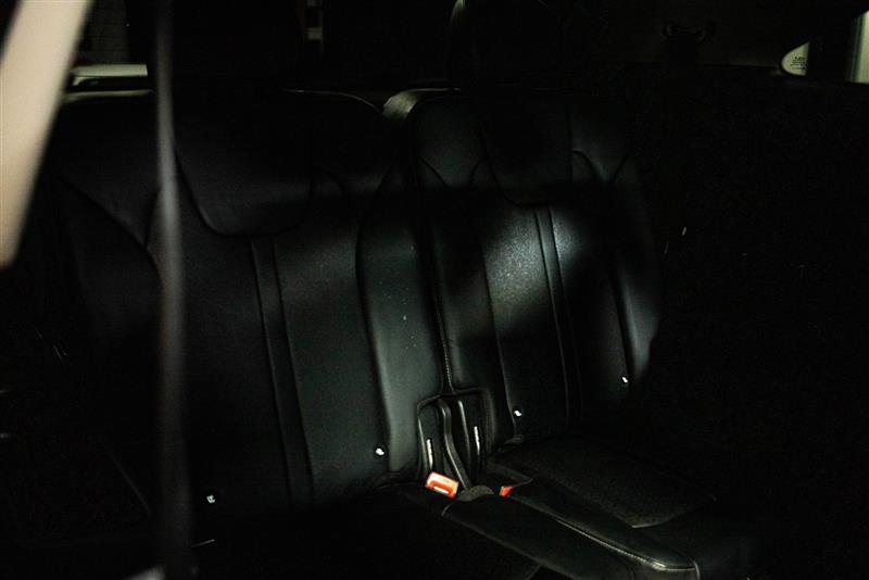 used 2023 Kia Sorento Hybrid car, priced at $23,295