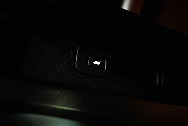 used 2025 Honda Odyssey car, priced at $41,802