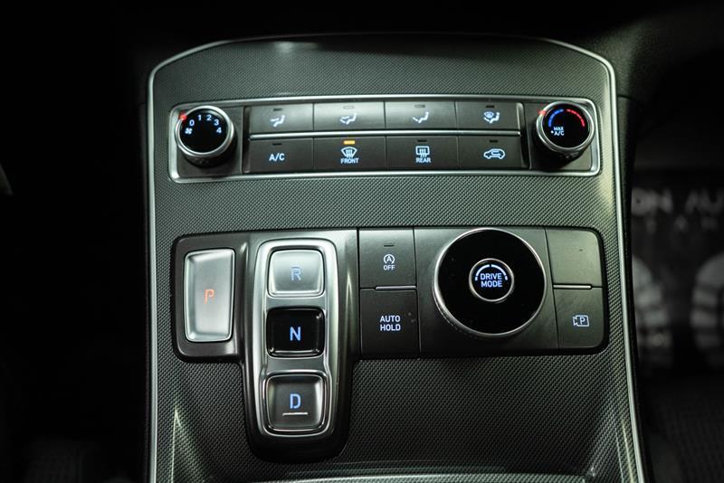 used 2021 Hyundai Santa Fe car, priced at $16,495