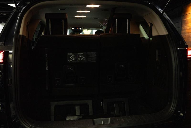 used 2024 Kia Carnival car, priced at $28,895