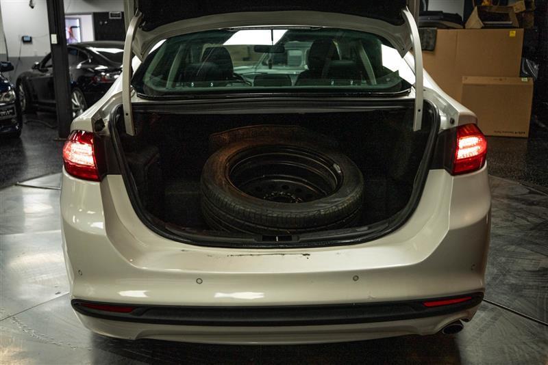 used 2015 Ford Fusion Hybrid car, priced at $5,095