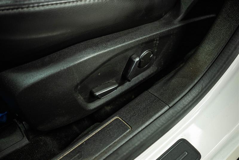 used 2015 Ford Fusion Hybrid car, priced at $5,095