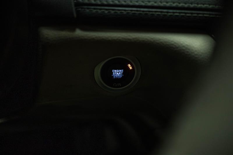 used 2021 Chrysler Pacifica Hybrid car, priced at $18,793