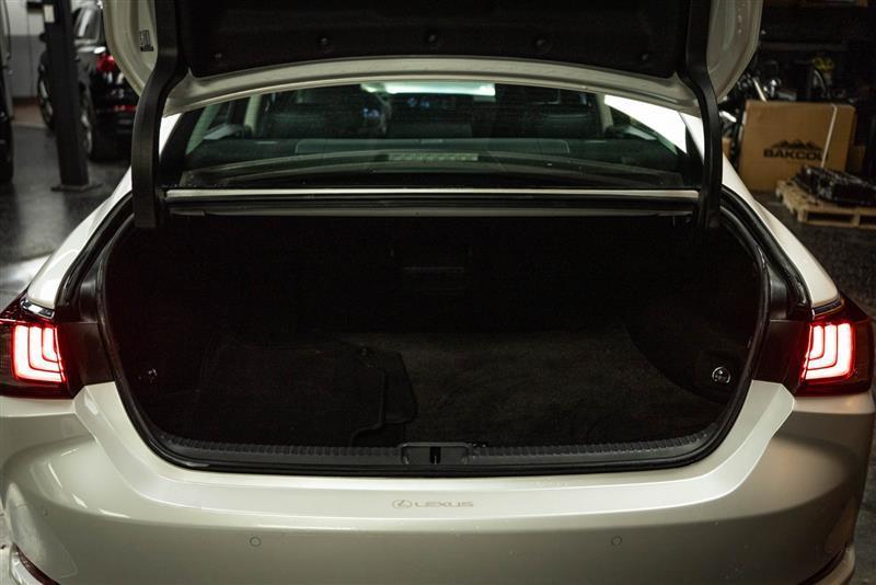 used 2020 Lexus ES 350 car, priced at $29,495