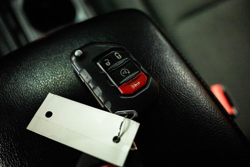 used 2021 Jeep Gladiator car, priced at $24,195