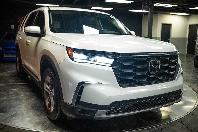 used 2024 Honda Pilot car, priced at $38,205