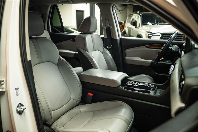 used 2024 Honda Pilot car, priced at $38,205