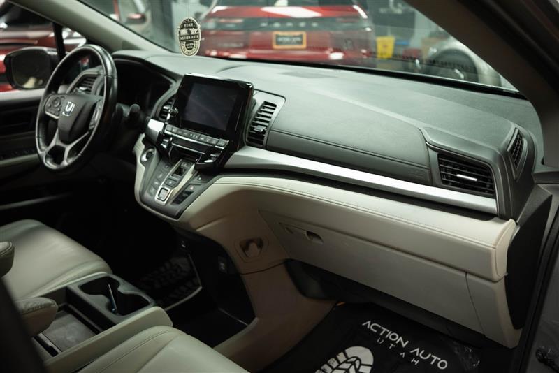 used 2024 Honda Odyssey car, priced at $32,793
