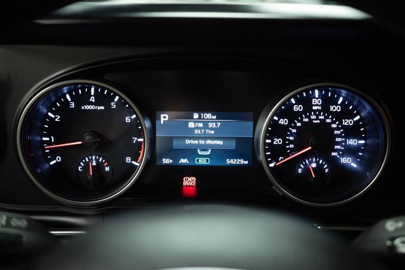 used 2024 Kia Carnival car, priced at $28,691